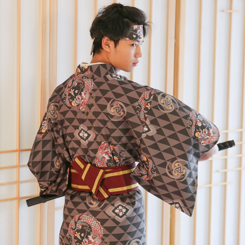 Asian Ethnic New Design Kimono - Traditional Japanese Men'S Formal Wear recensione e prezzo