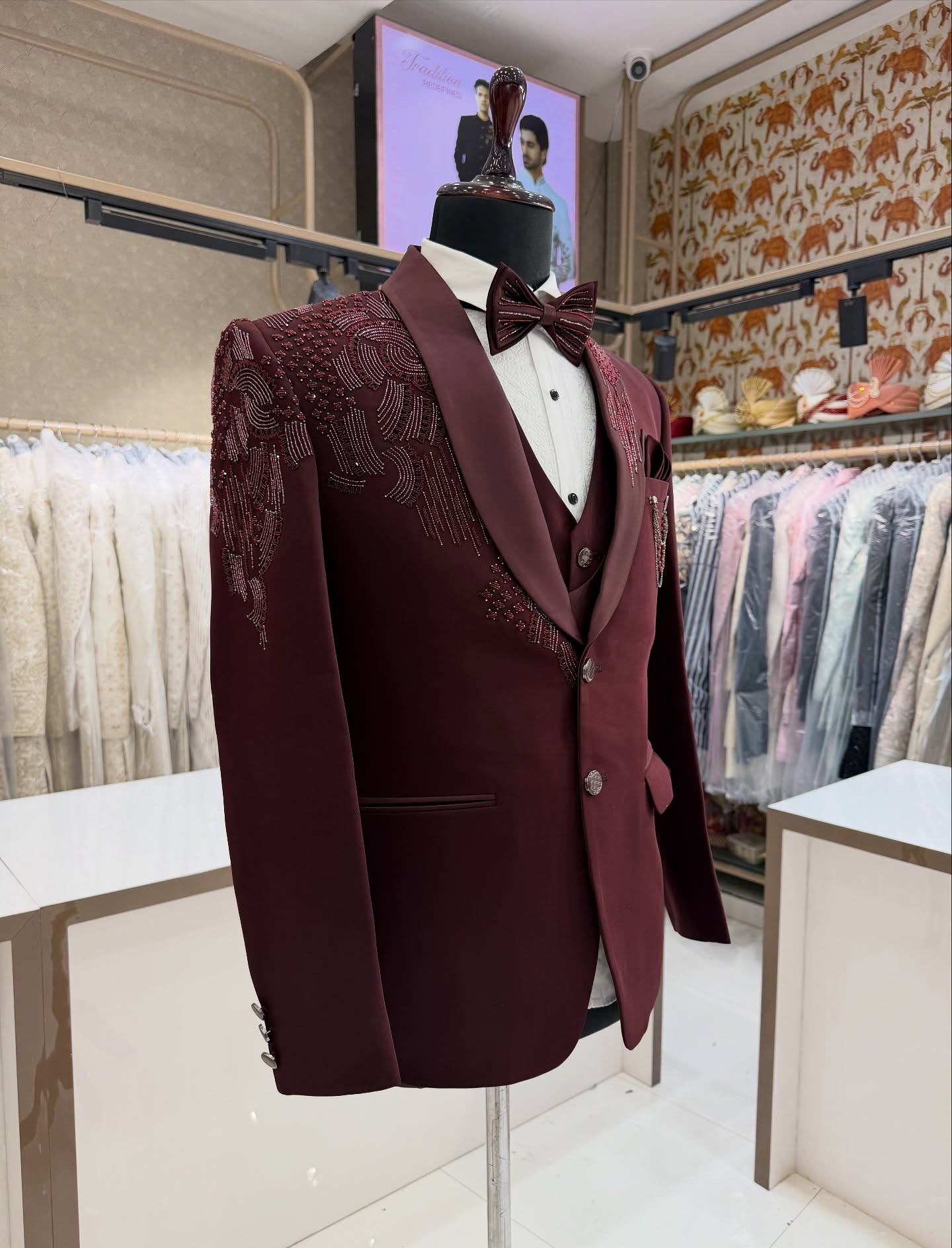 3 Pieces Groom Wedding Tuxedos - Men Formal Wear Red recensione e prezzo