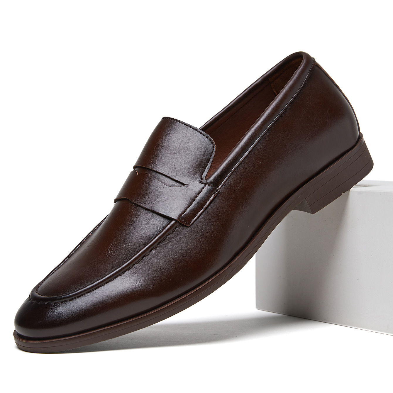 Men's Leather Loafers Slip-On  - Men Formal Wear In Summer recensione e prezzo