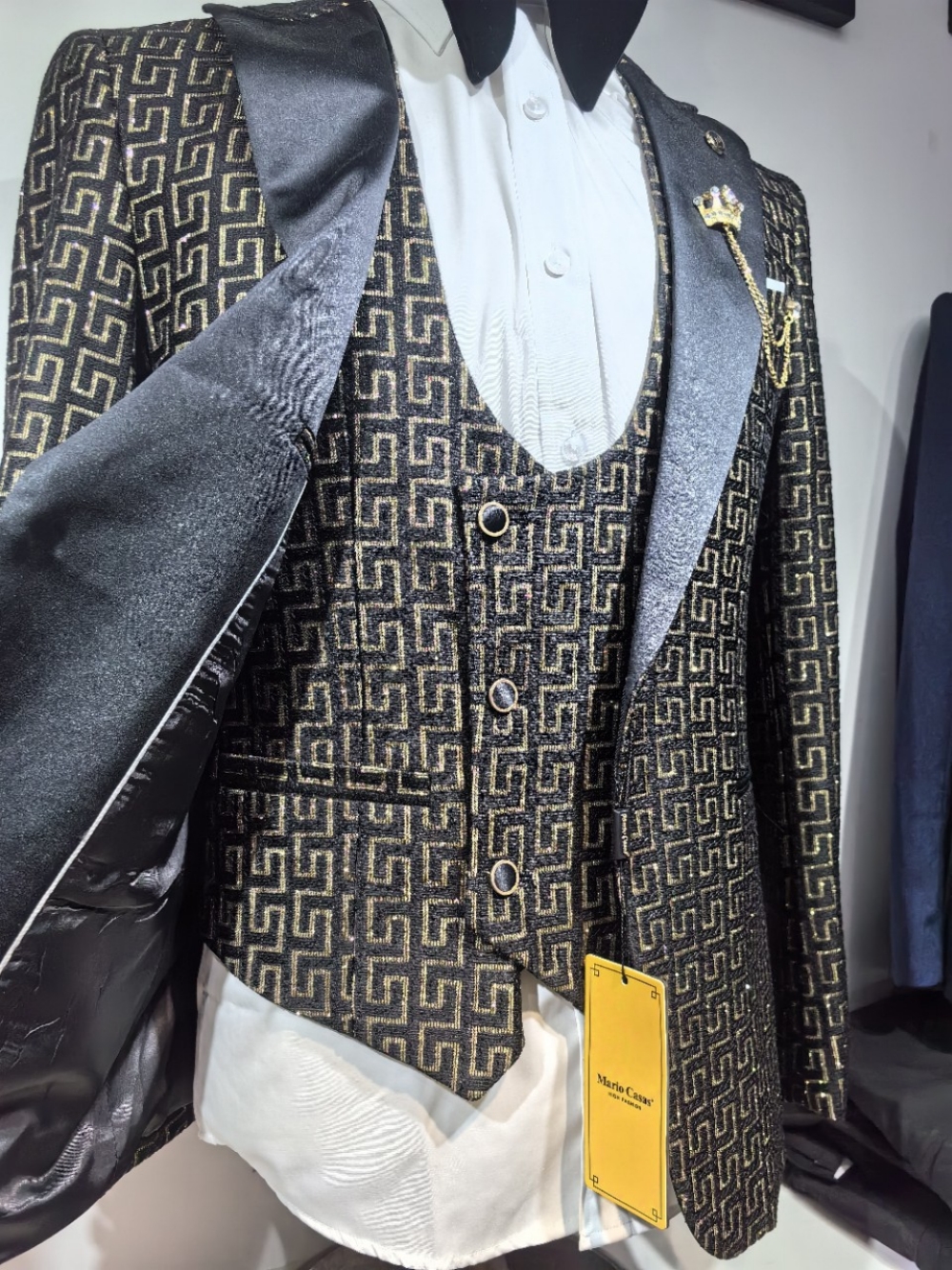 Hot Sale Charming Men's Suit E - Men Formal Wear Sale recensione e prezzo